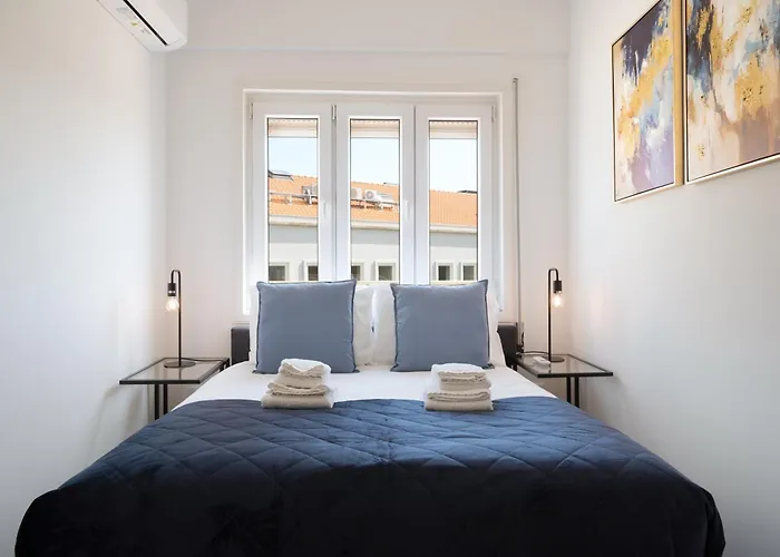 Lägenhet Poveiros Terrace - 3br Downtown With Ac Oporto